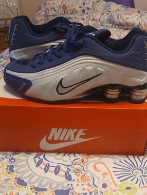 Nike Shox in Blue Void